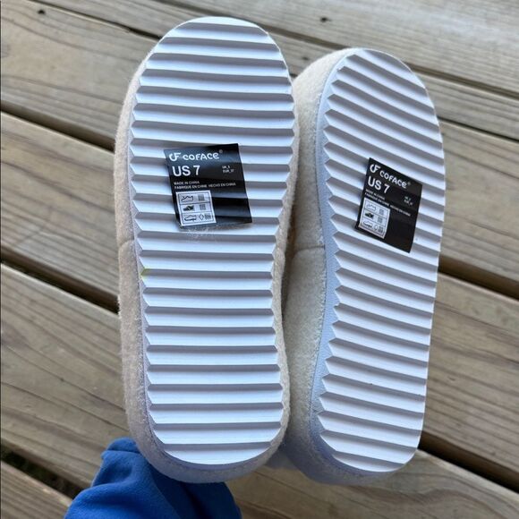 NWT Coface Women’s Size 7 Cream Beige Knit Slippers House Shoes Slip On - Picture 12 of 14